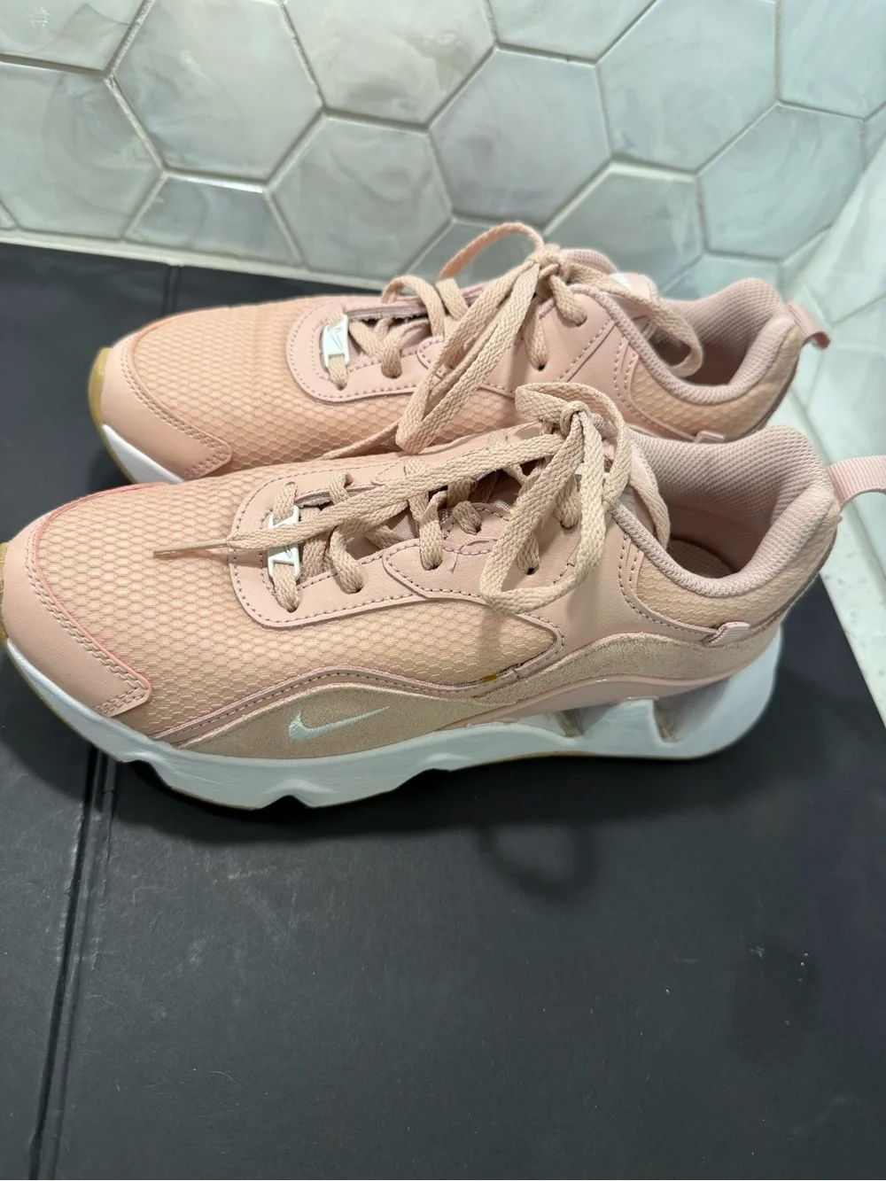 Nike woman’s ryz